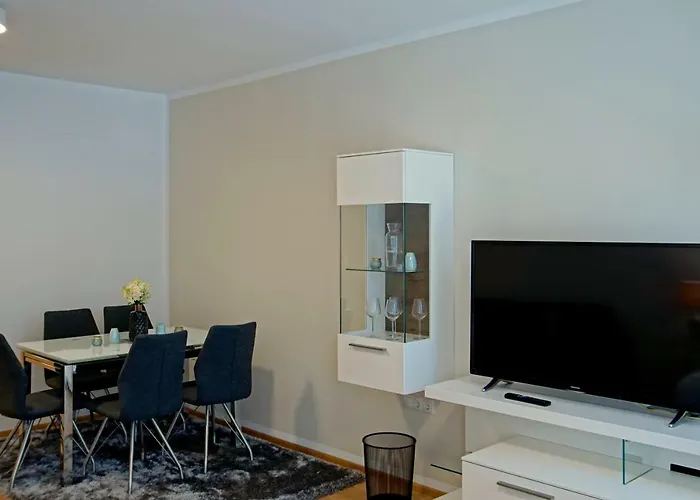 Appartement Theater At Rathaus *